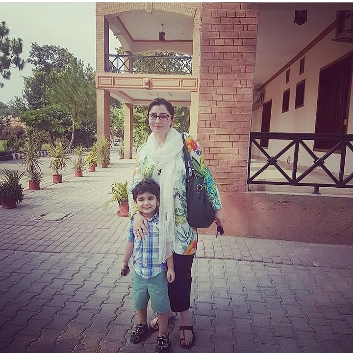 Actor Junaid Khan Latest Pictures with his Beautiful Family