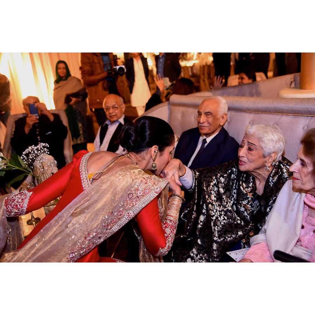Actress Mira Sethi Beautiful New Wedding Pictures
