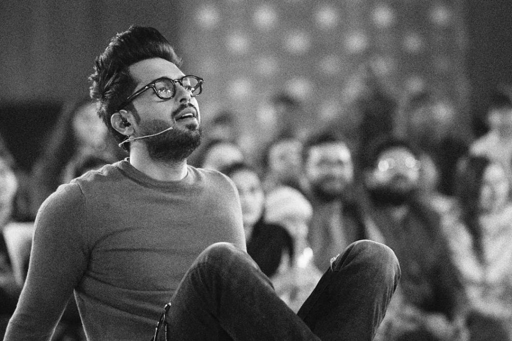 Ravishing Photos of Fahad Mustafa You Should Not Miss to See