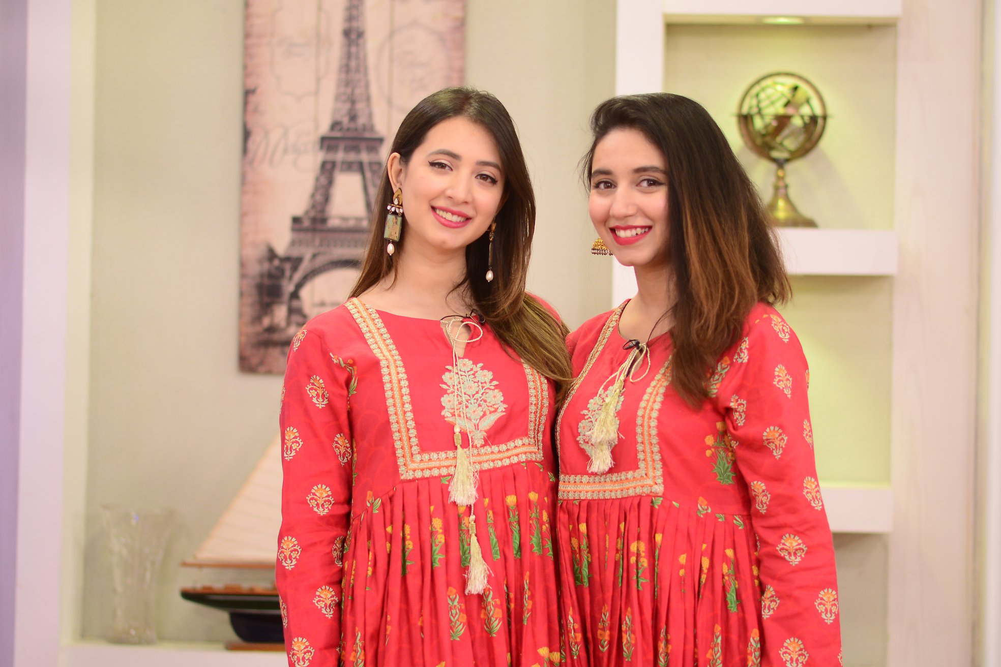 Javeria Saud and Komal Aziz with their Sisters in Nida Yasir Morning Show