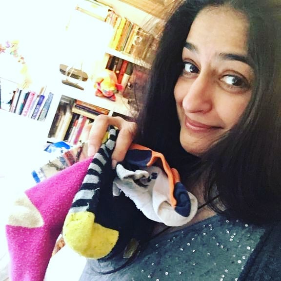 Adorable Pictures of Nadia Jamil with Family and Close Friends