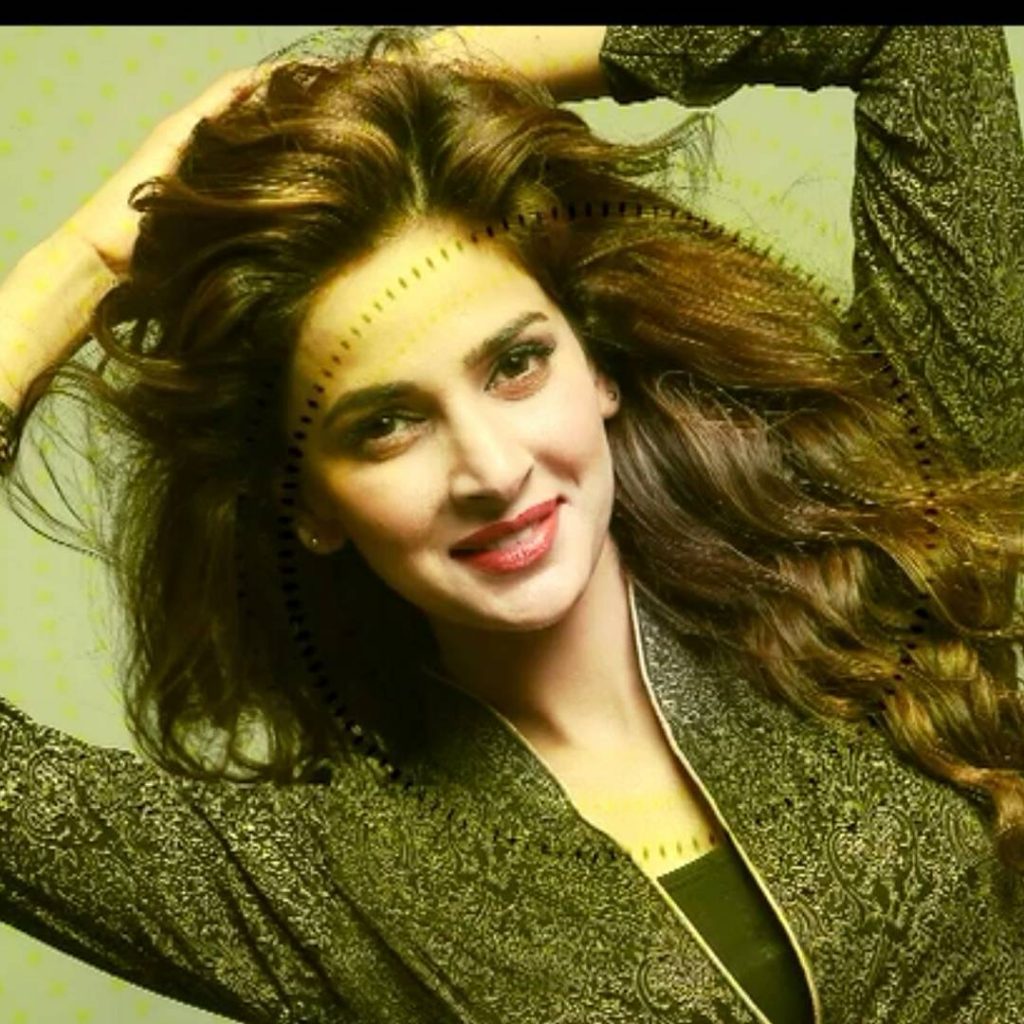 Saba Qamar Love - Old pic | Facebook