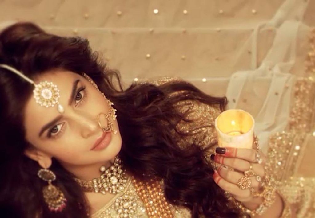 HD Wallpapers of the Gorgeous Saba Qamar