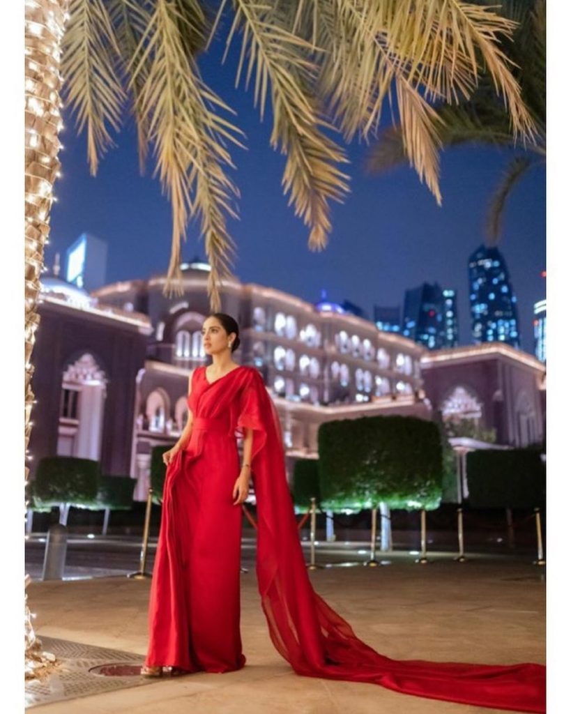 Saboor Aly or Iqra Aziz, Who Wore The Classic Red Saree Better?