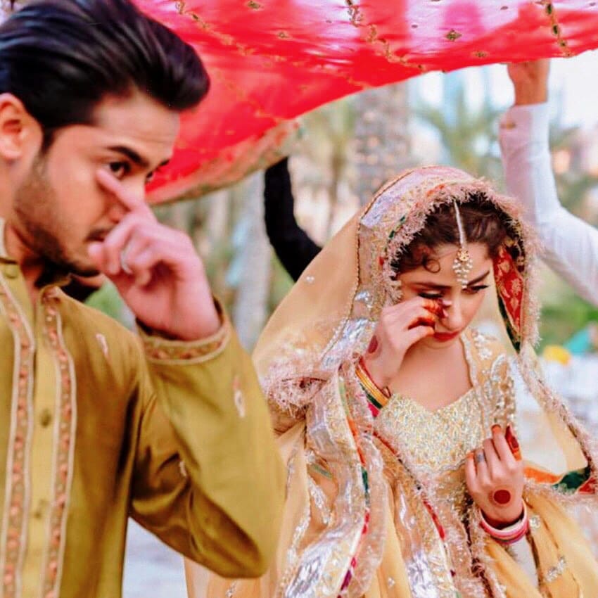 Sajal Aly's Brother Shares An Adorable Picture From Her Wedding