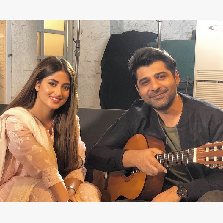 Sajal Draws Ahad's Sketch & Its Mindblowing