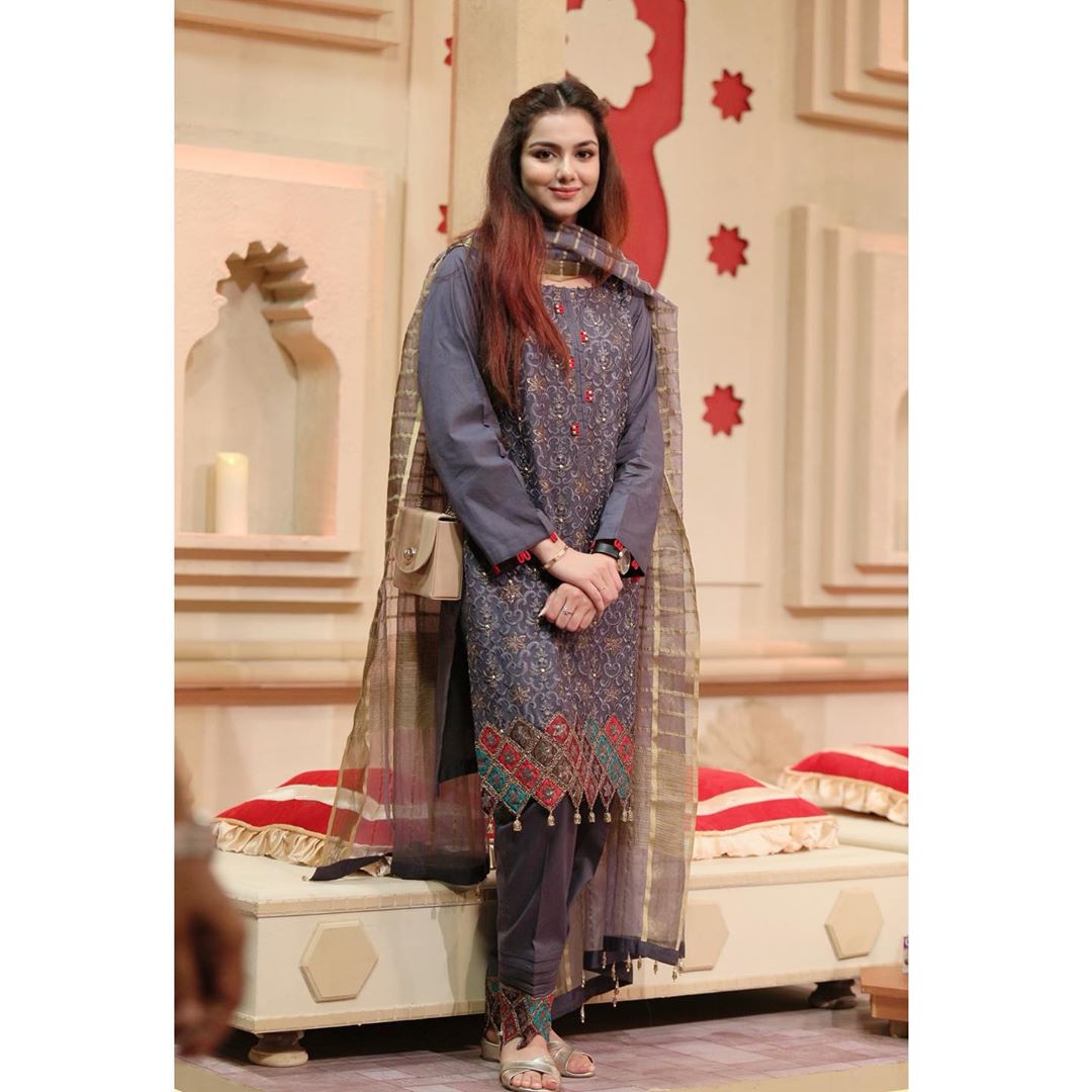 Syeda Tuba Amir Beautiful Pictures in Amir Liaquat Ramazan Transmission