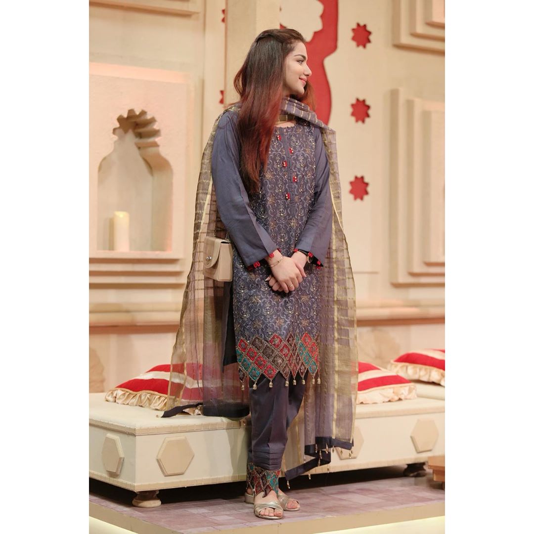 Syeda Tuba Amir Beautiful Pictures in Amir Liaquat Ramazan Transmission