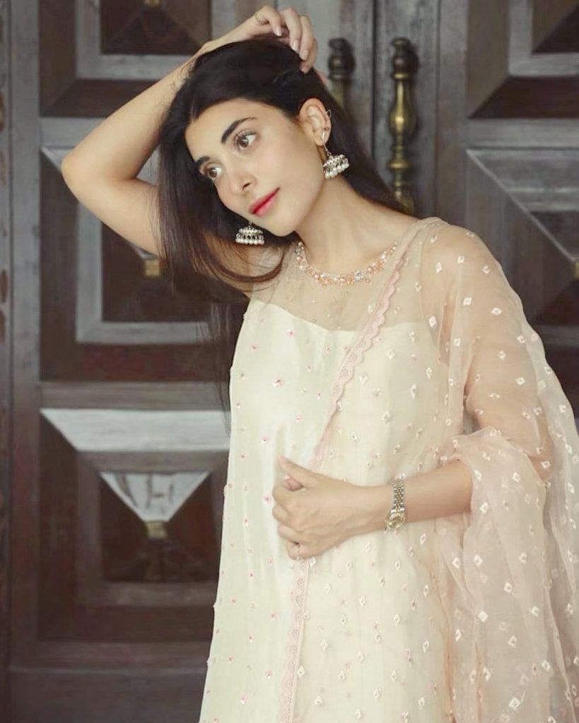 Dazzling Pictures of Just Urwa Hocane