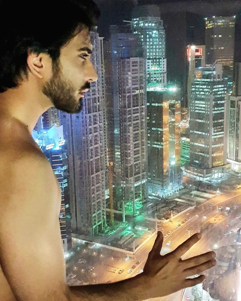 Imran Abbas Never Hesitates to Go Shirtless - Here is WHY