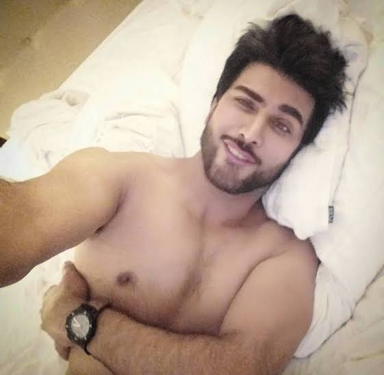 Imran Abbas Never Hesitates to Go Shirtless - Here is WHY