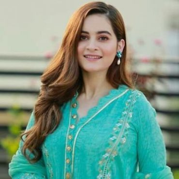 Aiman Khan Gave An Insight Into Her Personal Life | Reviewit.pk