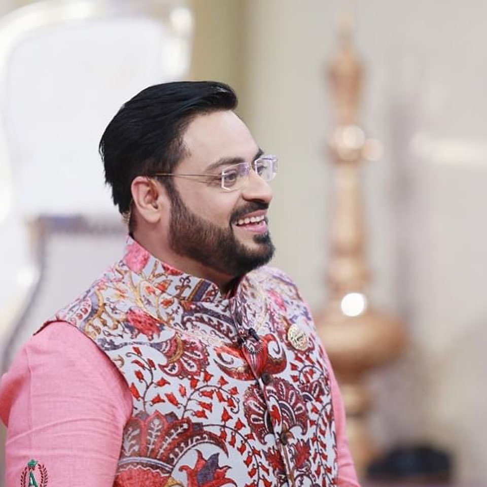 Aamir Liaquat Apologized For Inappropriate Jokes
