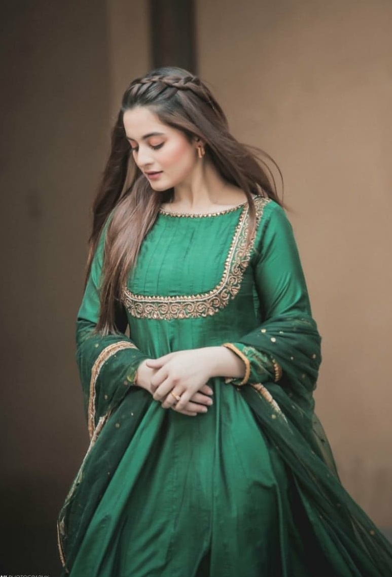 Shree Fabs S-634-D Green Semi Stitched Georgette Pakistani Suit