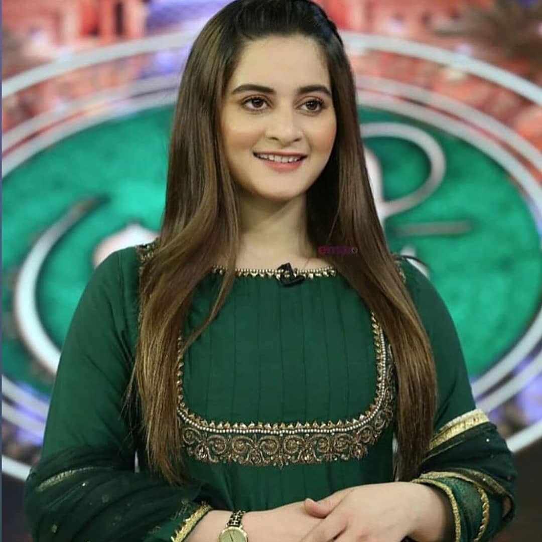 Aiman Khan and Muneeb Butt in Baraan-e-Rahmat Ramazan Show