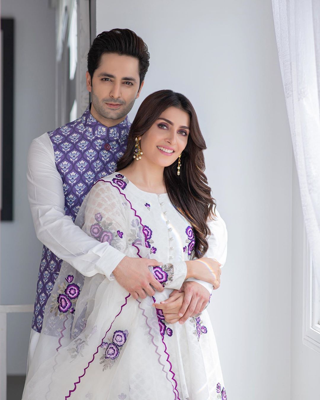 Ayeza Khan and Danish Taimoor Eid Pictures with Kids