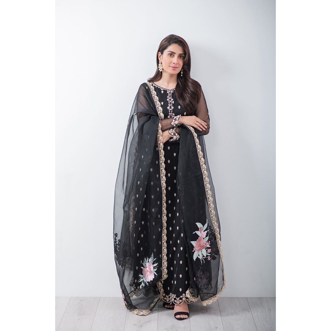 Ayeza Khan Latest Photo Shoot in these Beautiful Dresses