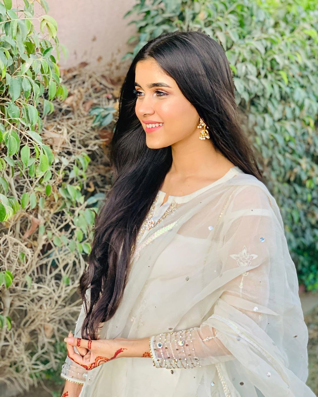 Pakistani Celebrities Pictures from Eid-ul-Fitr 2020 – Day1 – Part2