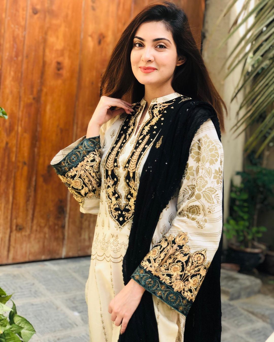 Pakistani Celebrities Pictures from Eid-ul-Fitr 2020 – Day1 – Part2