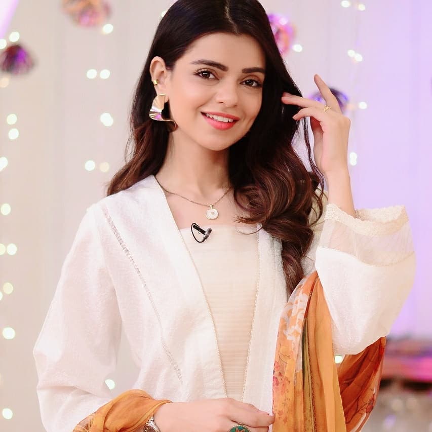 Pakistani Celebrities Pictures from Eid-ul-Fitr 2020 - Day1 - Part1