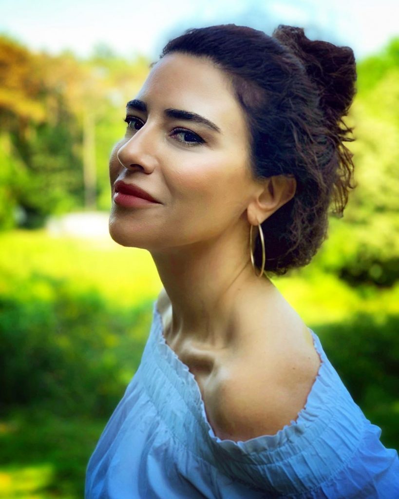 Ertugrul Actress Ezgi Esma Kürklü Thanked Pakistani Fans