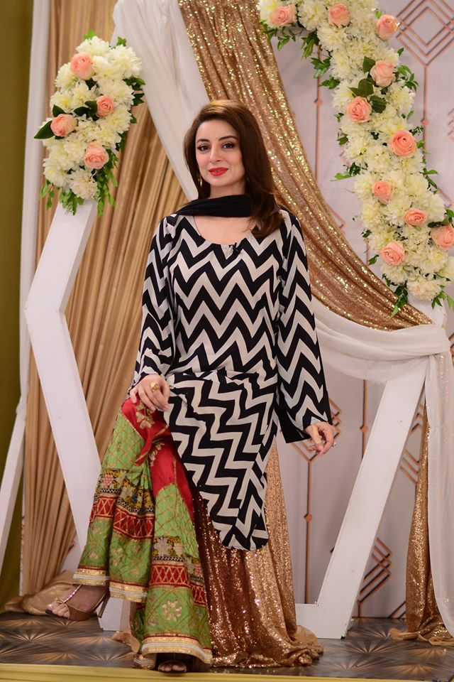 Celebrities Pictures from Good Morning Pakistan Eid Special Day 2