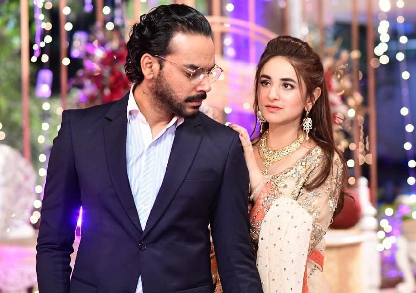 Some BTS Clicks From Yumna Zaidi's Drama Raaz-E-Ulfat