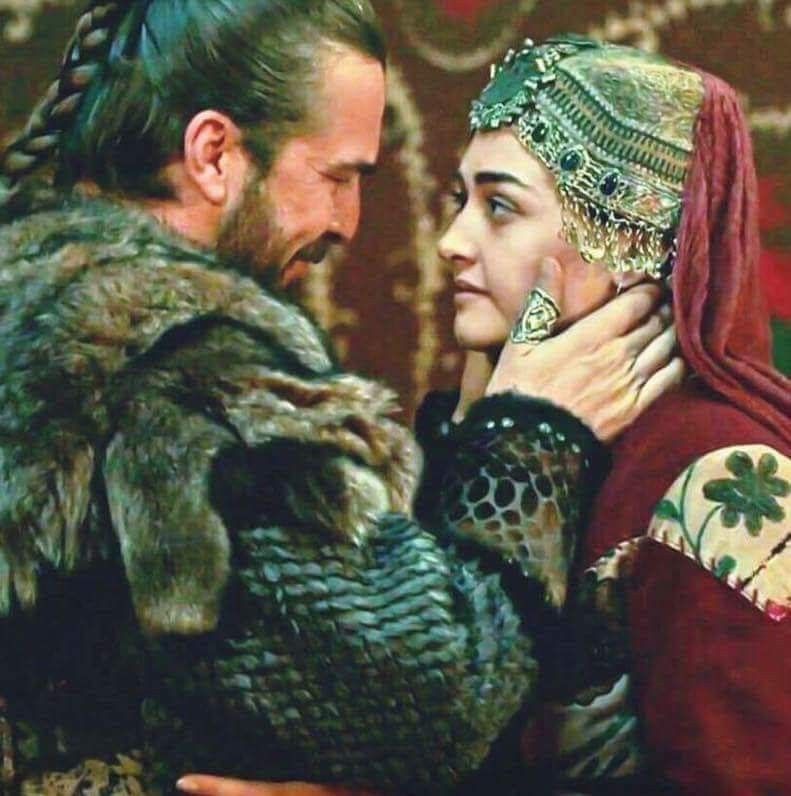 Hamza Ali Abbasi, Naimal Khawar Compared With Ertugrul And Halime