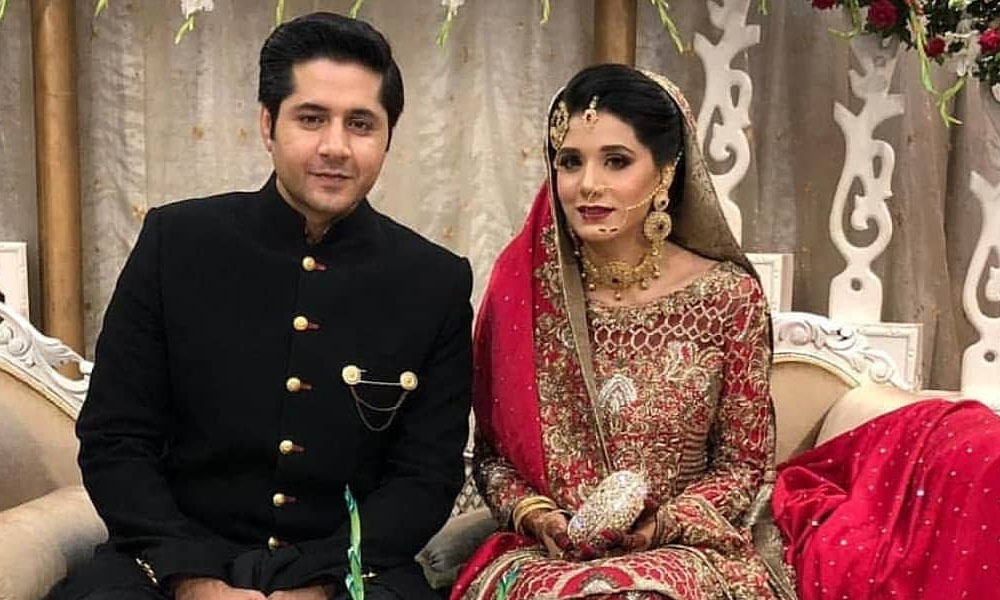 Imran Ashraf Celebrates Nikkah Anniversary With Wife