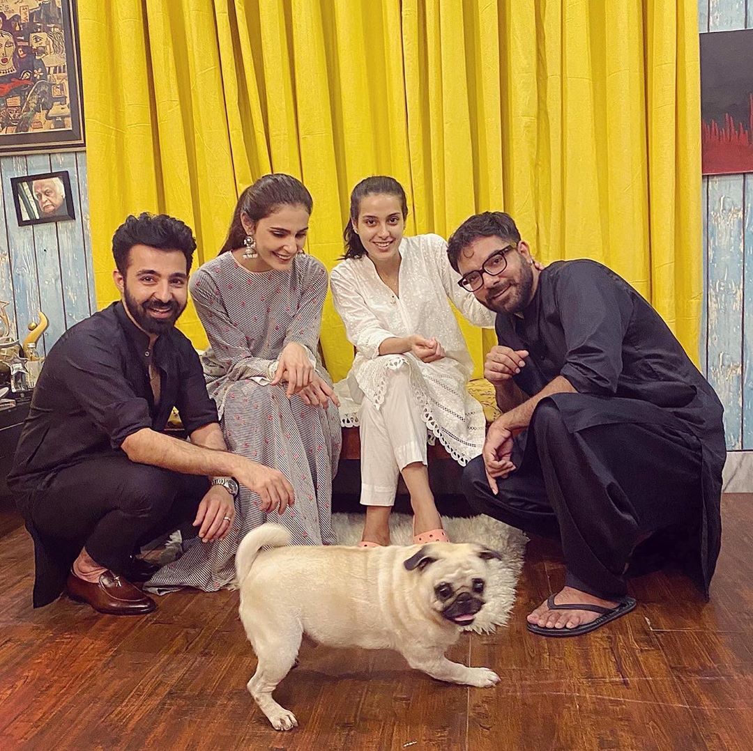 Iqra Aziz and Yasir Hussain Latest Clicks with Friends