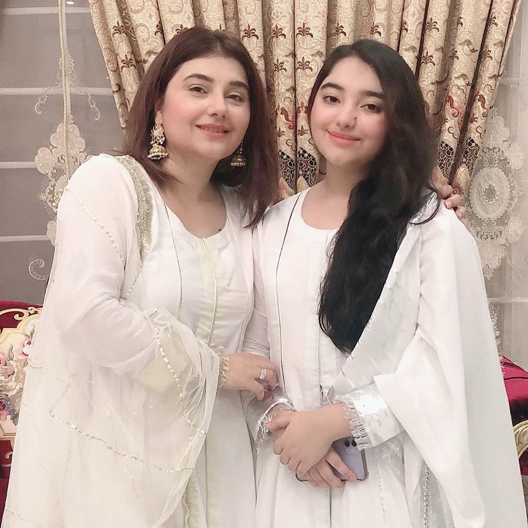 Javeria and Saud Beautiful Eid Pictures with Family