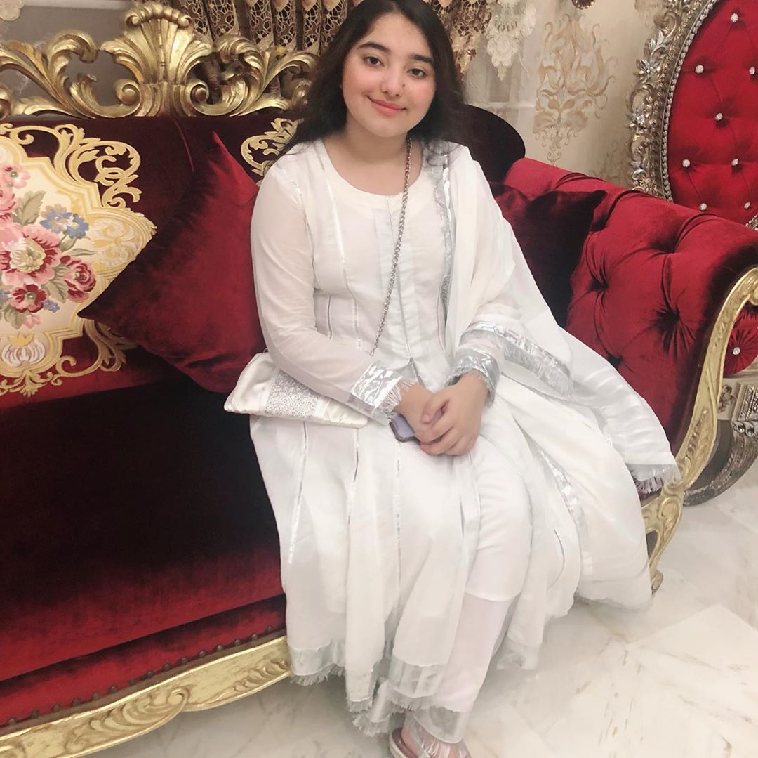 Javeria and Saud Beautiful Eid Pictures with Family