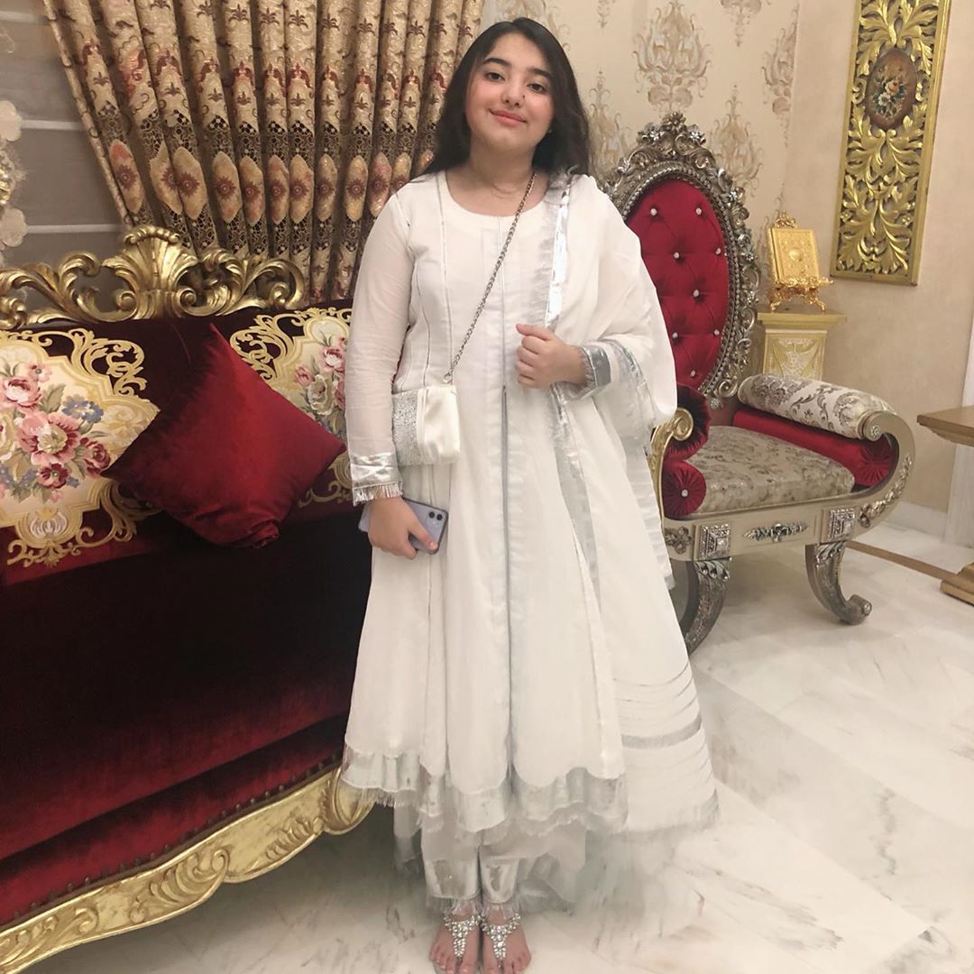 Javeria and Saud Beautiful Eid Pictures with Family