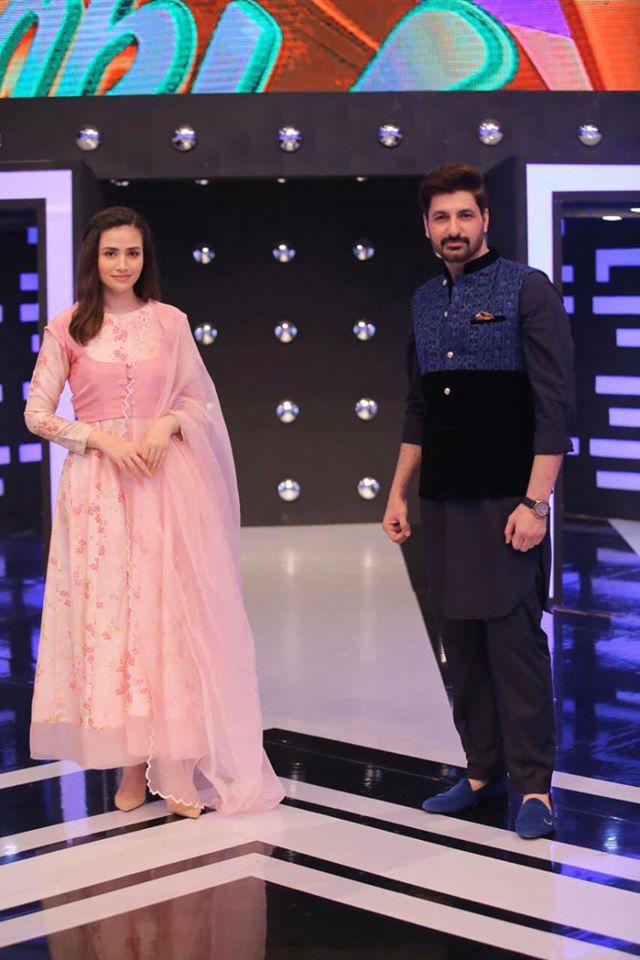 Sana Javed, Saboor Ali and Syed Jibran in Jeeto Pakistan Ramazan Special