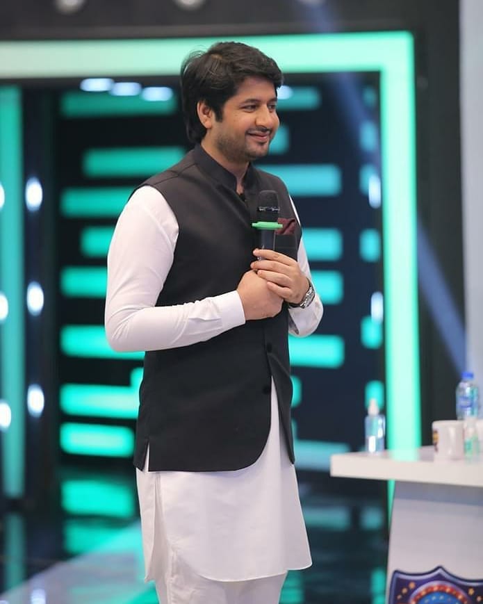 Imran Ashraf and Hajra Yamin Pictures from Jeeto Pakistan League