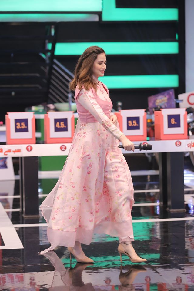 Sana Javed, Saboor Ali and Syed Jibran in Jeeto Pakistan Ramazan Special