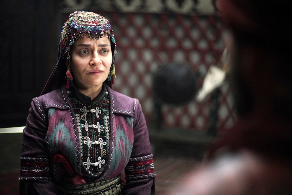 Wedding Pictures Of Selcan Hatun From Dirilis: Ertugrul | Reviewit.pk