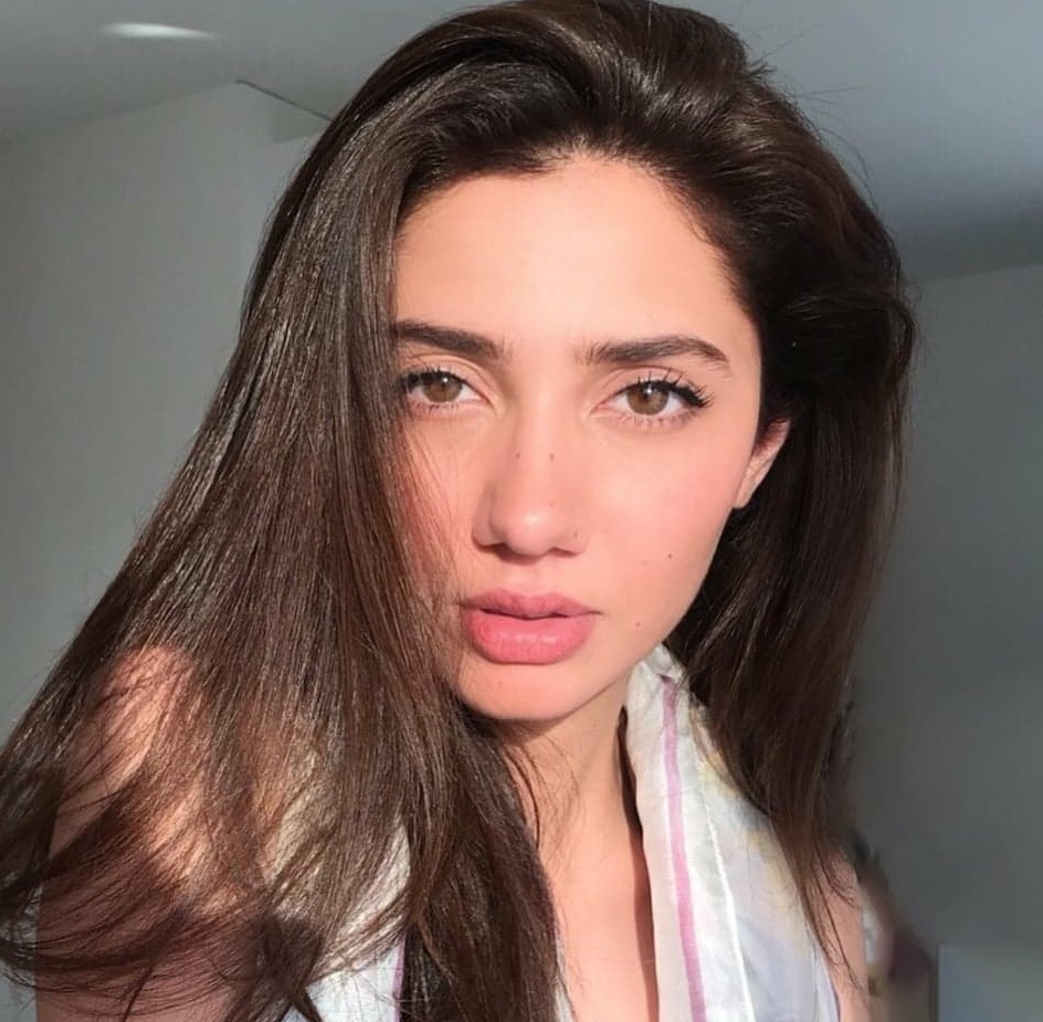 Mahira Khan 8