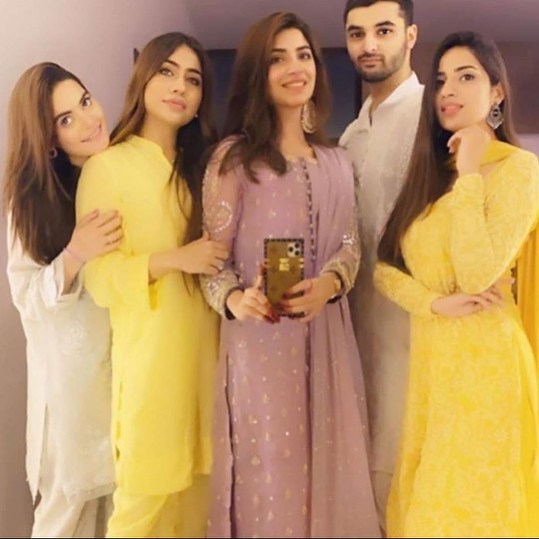 Kinza Hashmi, Saboor Aly and Minal Khan Eid Gathering With Friends