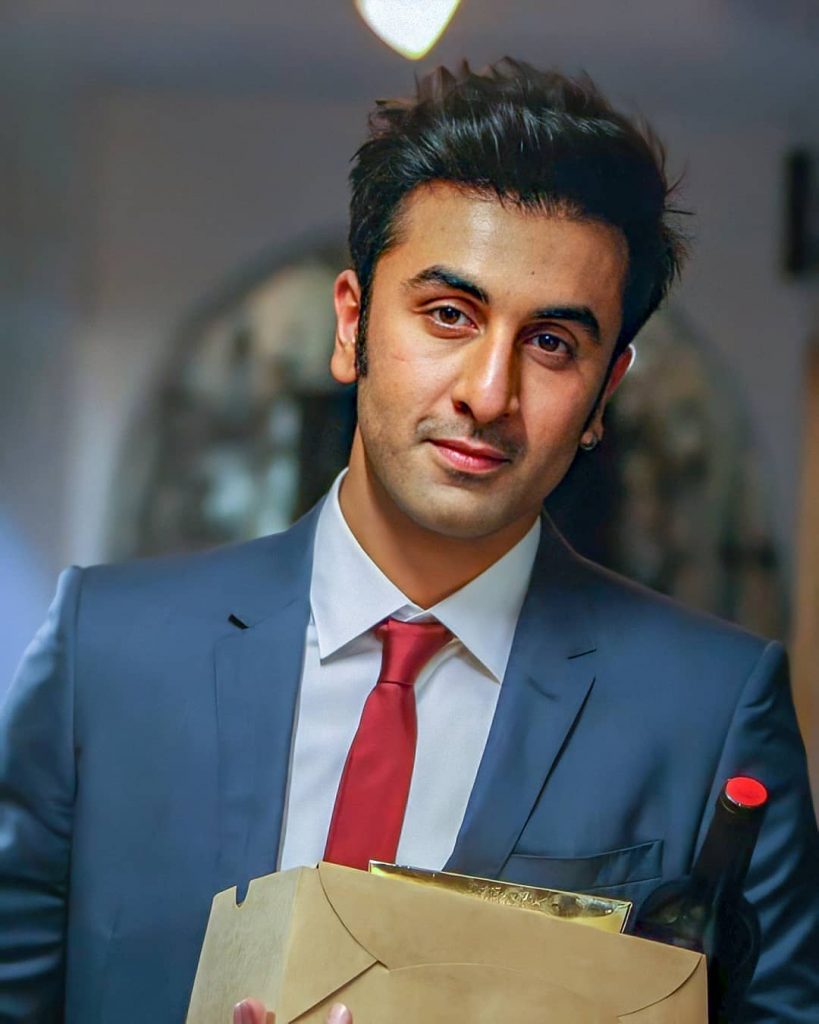 Ranbir Kapoor's Doppelganger Spotted In Pakistan