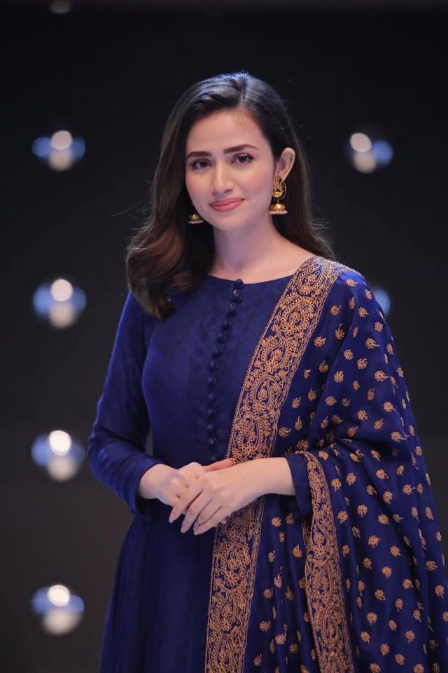 Sana Javed Beautiful Clicks from Jeeto Pakistan League