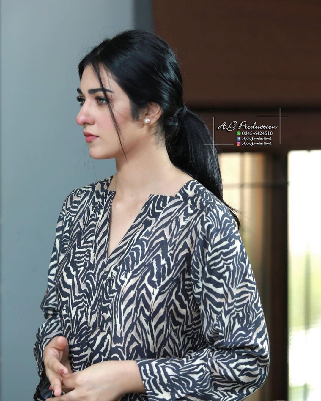 Sarah Khan 10