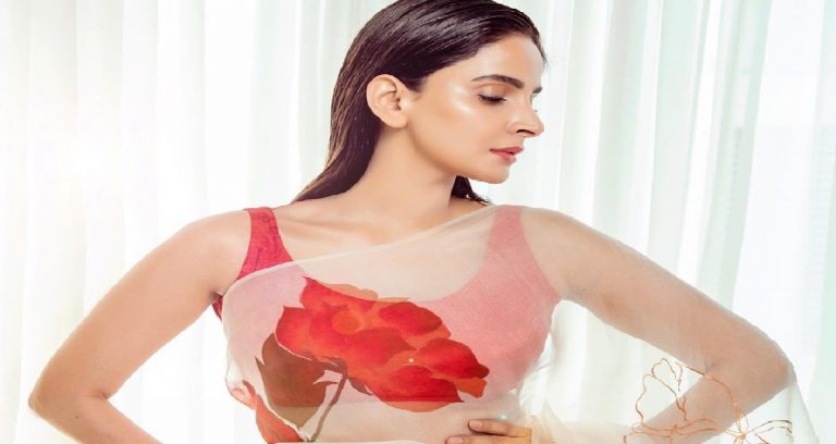 Saba Qamar is all About – Style and Boldness