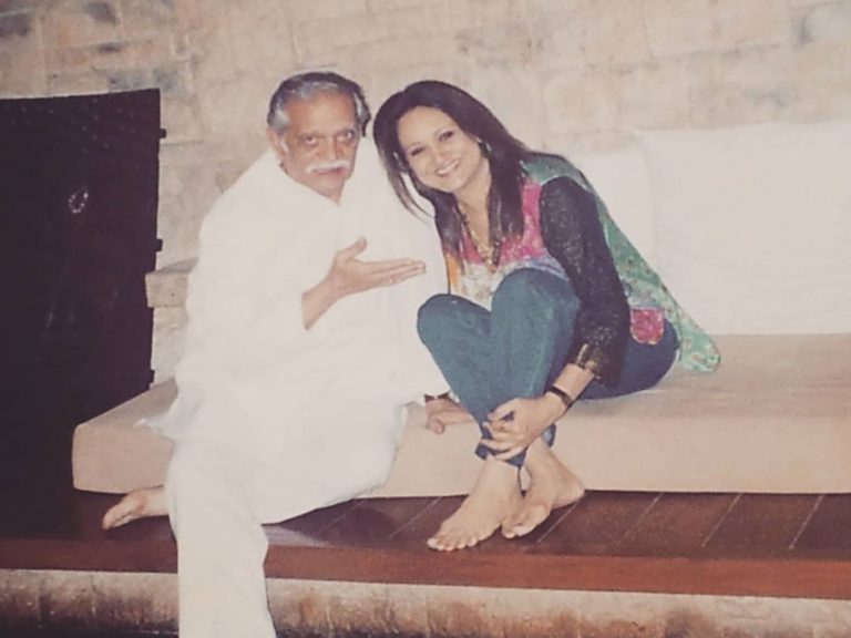 Old Memorable Pictures of Bushra Ansari