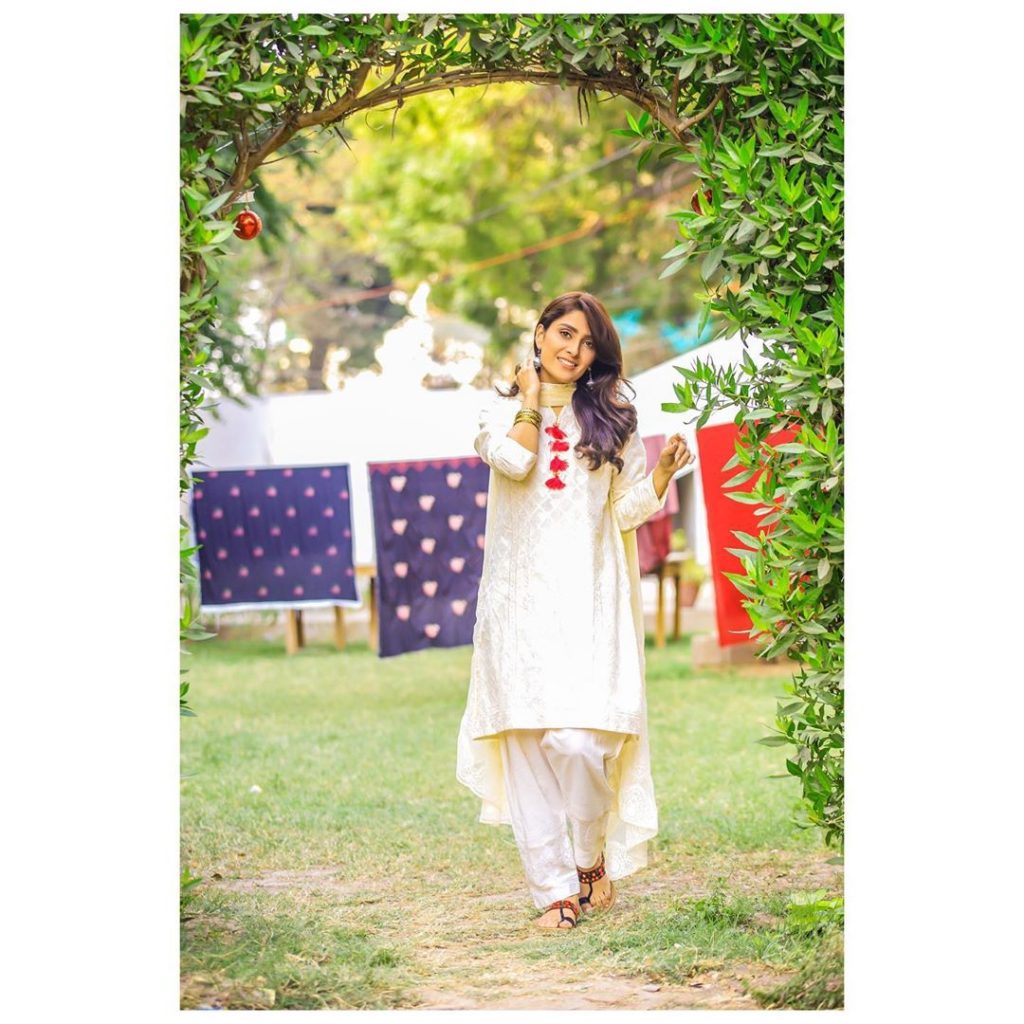 Mahira khan pics | Follow us on Instagram | Casual dresses for women,  Indian wedding dress designers, Mahira khan dresses