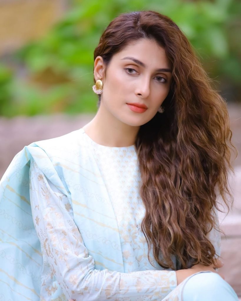 40 Fabulous Eastern Dresses of Ayeza Khan - 2020