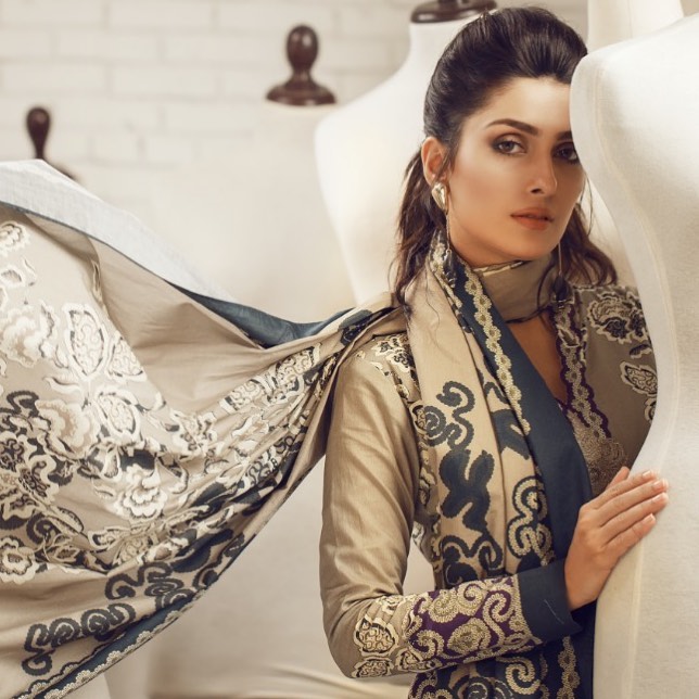 40 Fabulous Eastern Dresses of Ayeza Khan - 2020