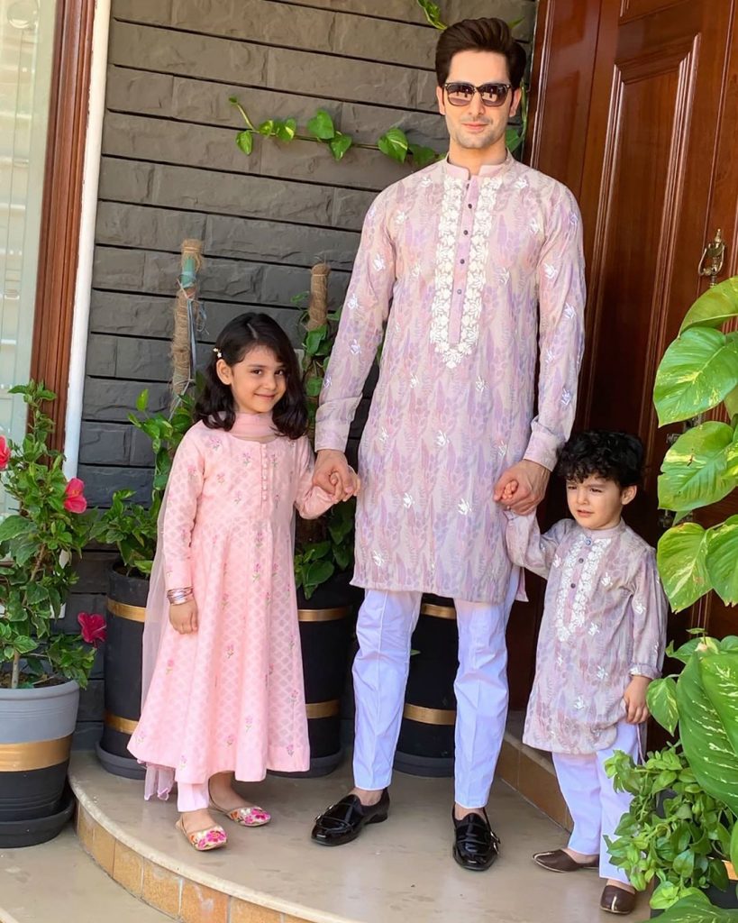 Pakistani Celebrities & Their Children Who Twinned In Similar Dresses On Eid