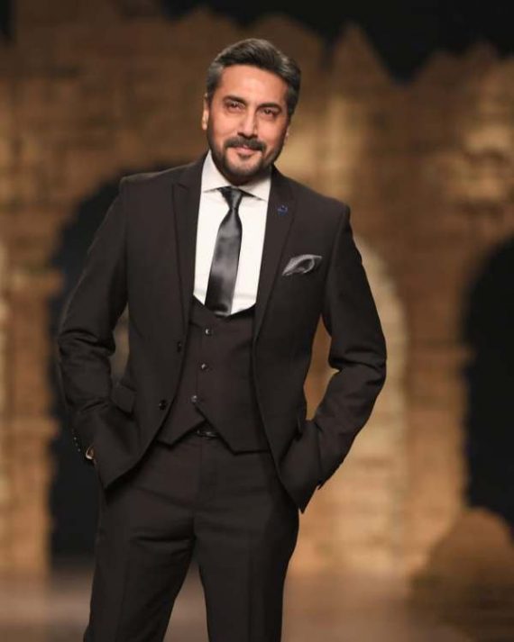 Adnan Siddiqui Apologized For His Behavior Reviewitpk