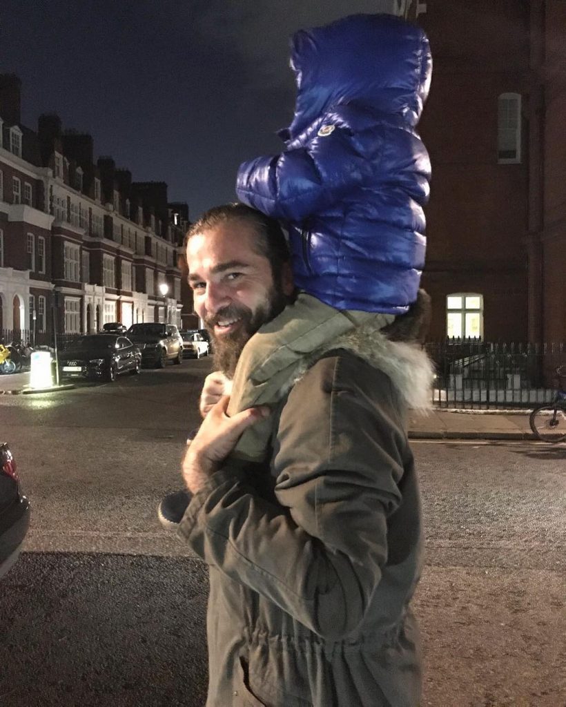 Family Pictures of Engin Altan Düzyatan – The Ertugrul Hero